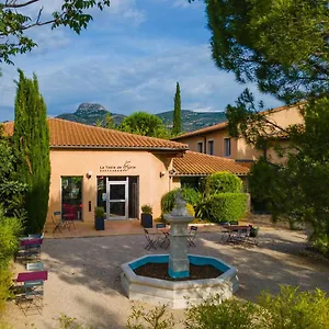 Logis Noemys Pont De L'etoile 3* Aubagne