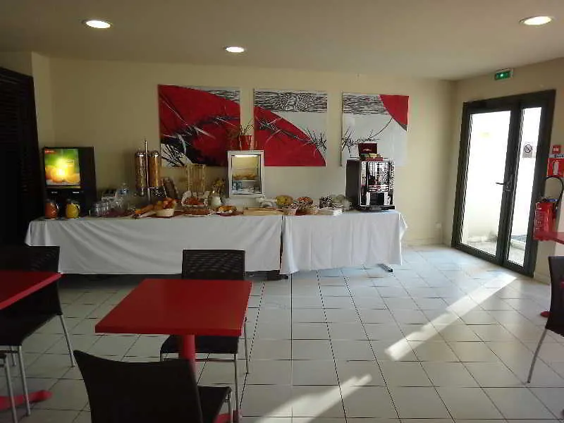Cerise Valence Aparthotel Valence