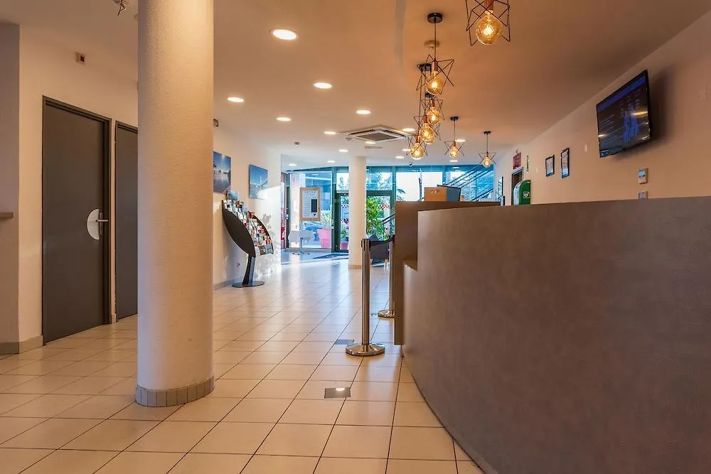 Cerise Valence Aparthotel
